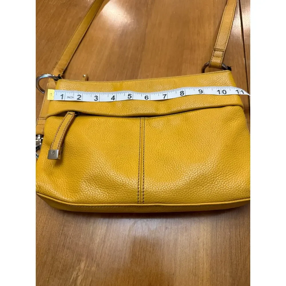 Vintage Tignanello golden rod crossbody carryall purse/wallet organizer casual